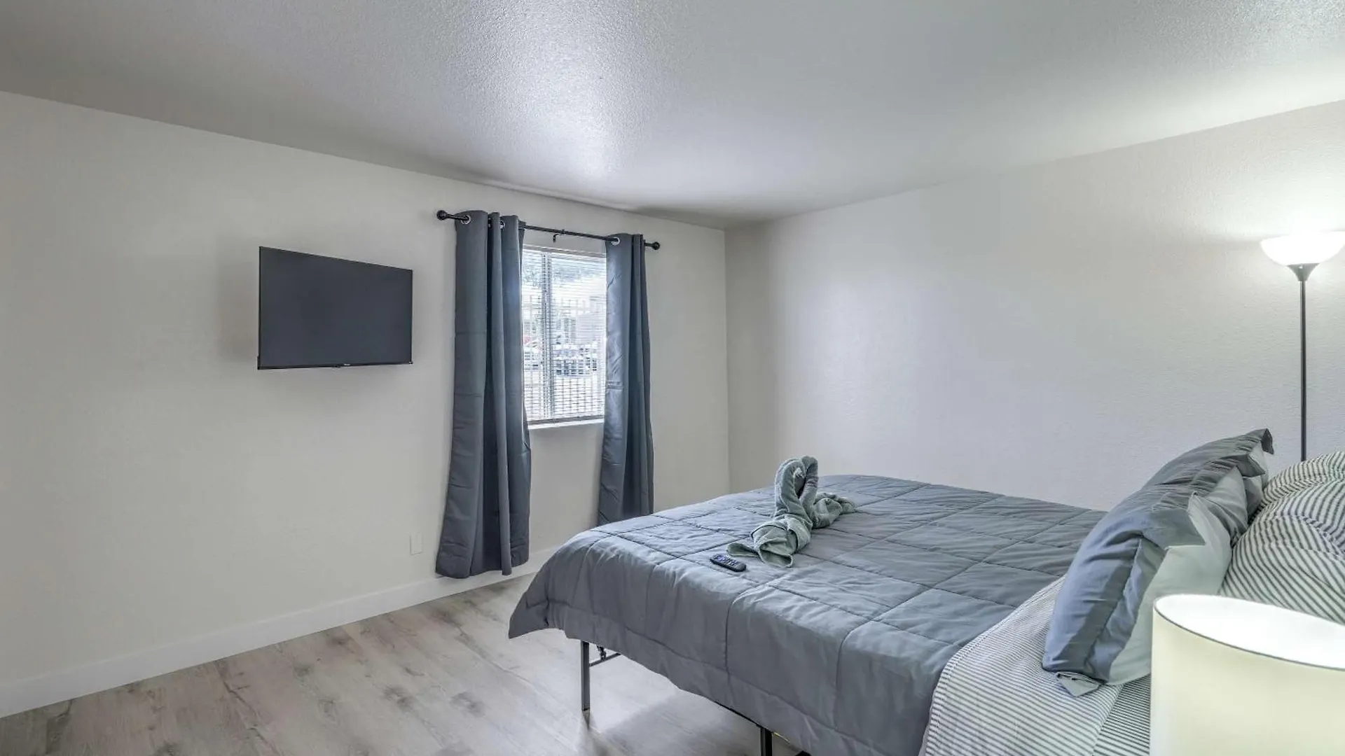 فيلا Vegas Getaway Near Strip! Sleeps 6! لاس فيغاس بيت للعطل