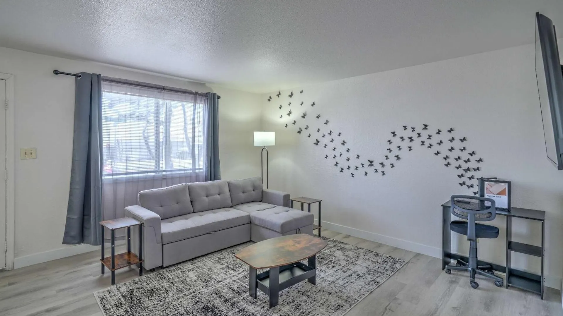 Vegas Getaway Near Strip! Sleeps 6! Villa Las Vegas Nyaraló